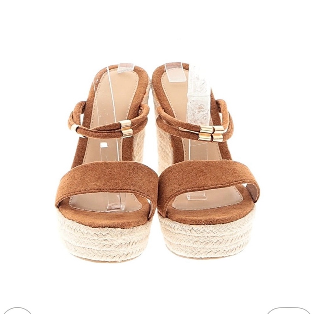 Tan Wedge Sandals 9 - Picture 3 of 4